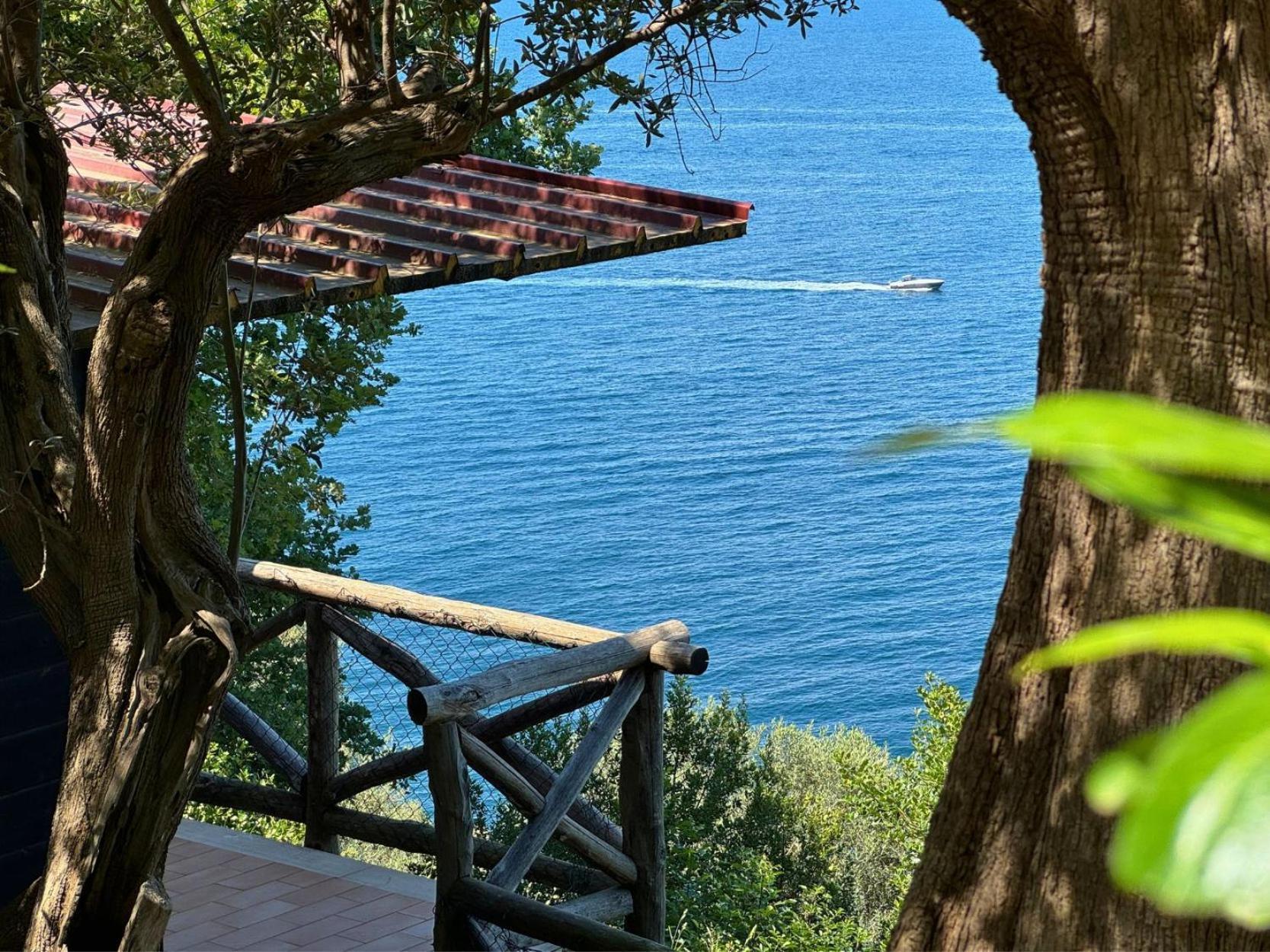 Village Camping Santa Fortunata - Campogaio Sorrento Exterior photo
