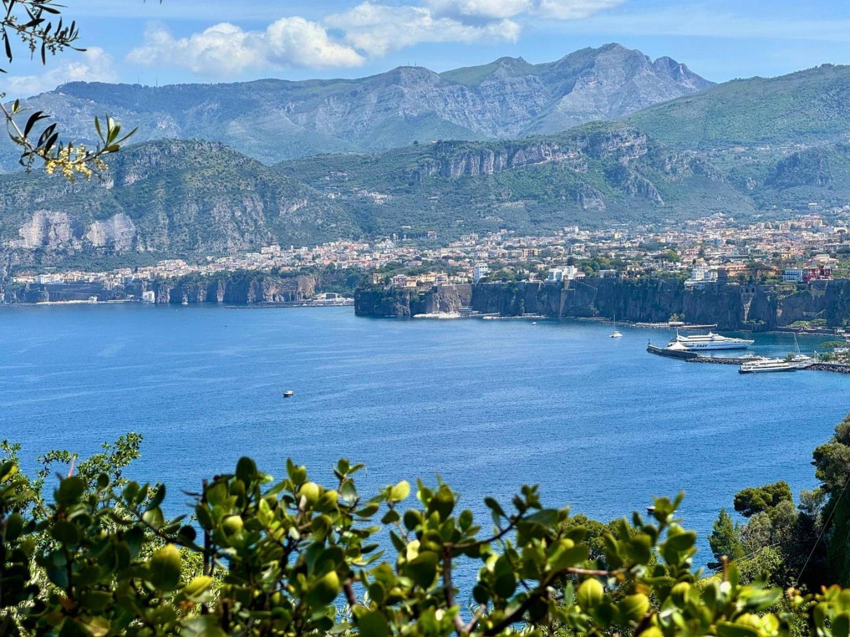 Village Camping Santa Fortunata - Campogaio Sorrento Exterior photo
